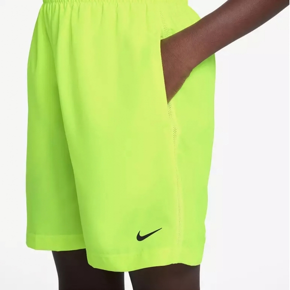 NWT Nike Kids' Dri-FIT Multi Woven Shorts, Boy's Large - Picture 3 of 3